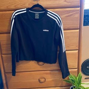 Adidas croptop sweatshirt